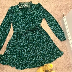 GREEN PRINT MINI DRESS W/Belt